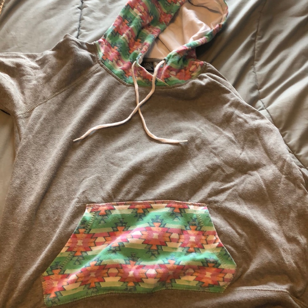 Sweatshirt